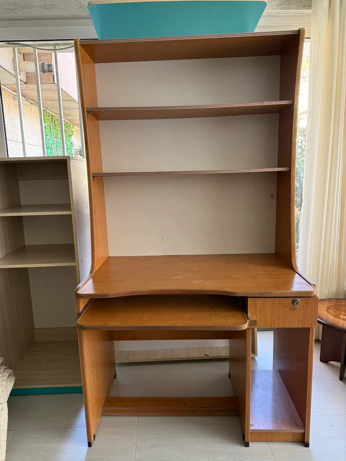 سرویس خواب دو طبقه و یک میز کامپیوتر|تخت و سرویس خواب|مشهد, نیروی هوایی|دیوار