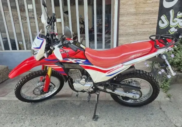 فلات xr250|موتورسیکلت|اصفهان, بهارستان|دیوار