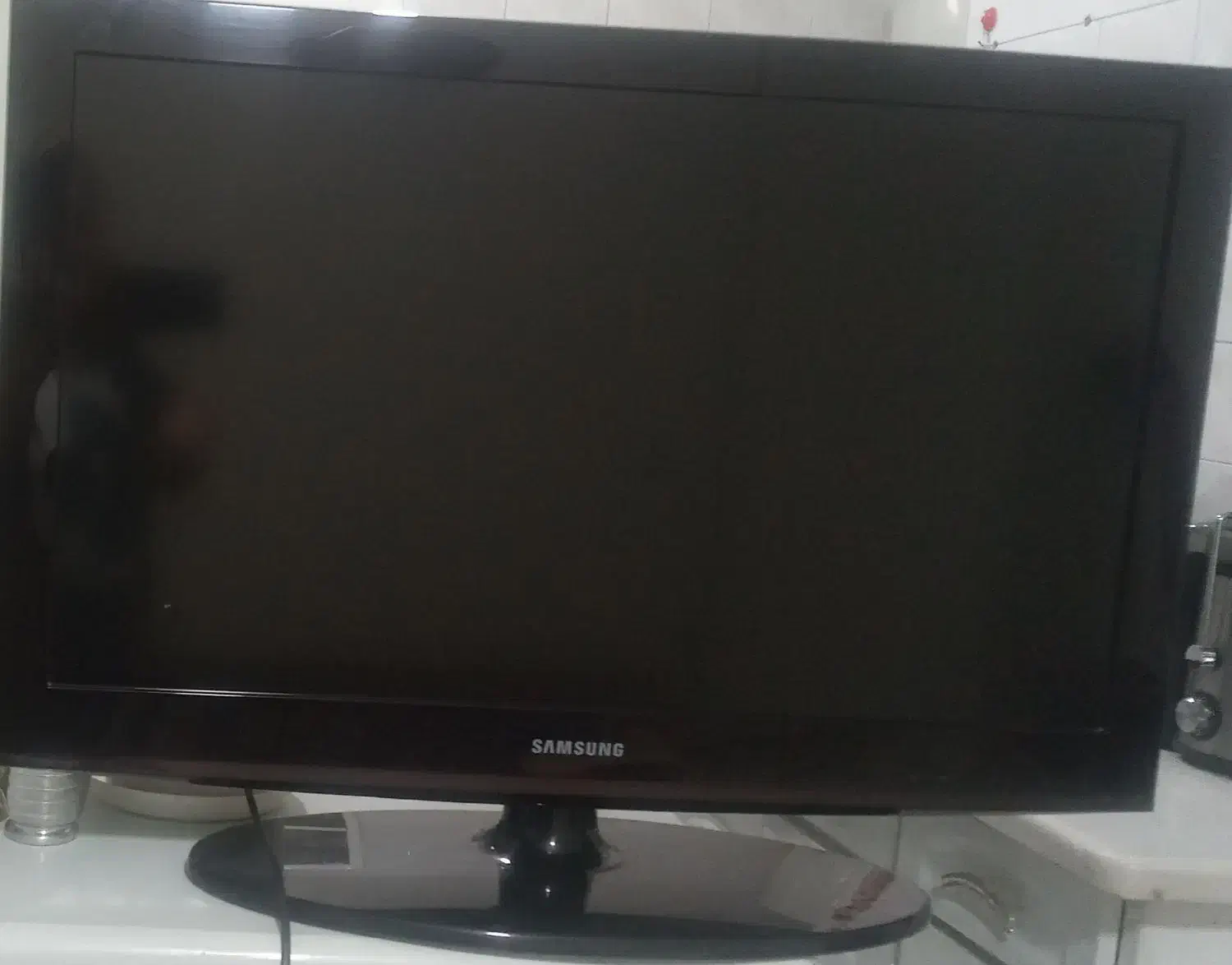 تلویزیون ۳۲|تلویزیون و پروژکتور|کرمانشاه, |دیوار