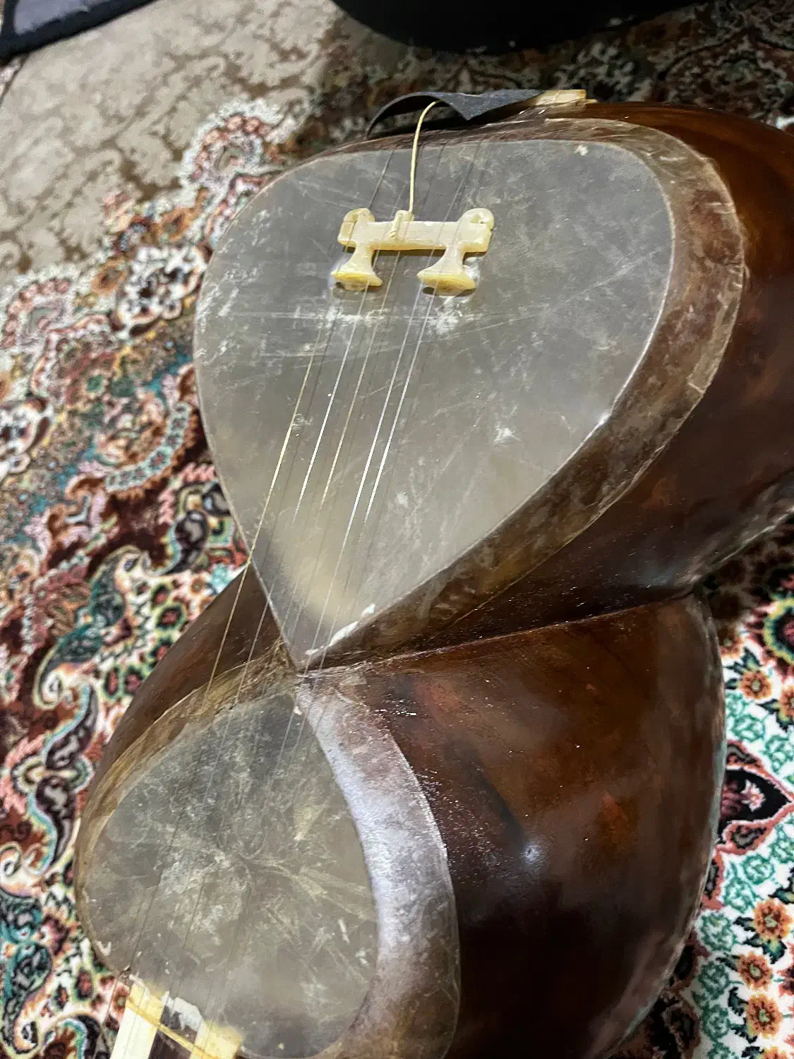 تار|سازهای سنتی|مشهد, هنرستان|دیوار