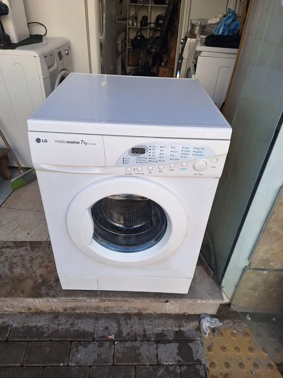 الجی  کره اصلی۷کیلو اینورتر درحدنو|ماشین لباسشویی و خشک‌کن لباس|تبریز, |دیوار