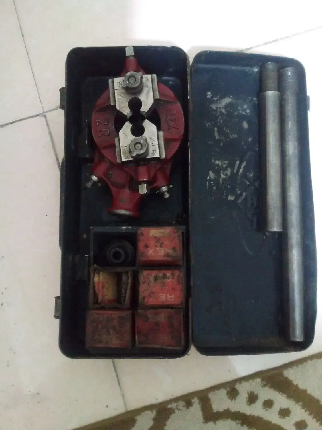 حدیده|کلکسیون اشیاء عتیقه|ملارد, |دیوار