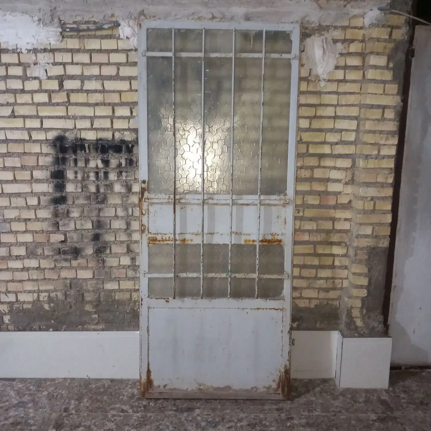 در آهنی|مصالح و تجهیزات ساختمان|خرمشهر, |دیوار