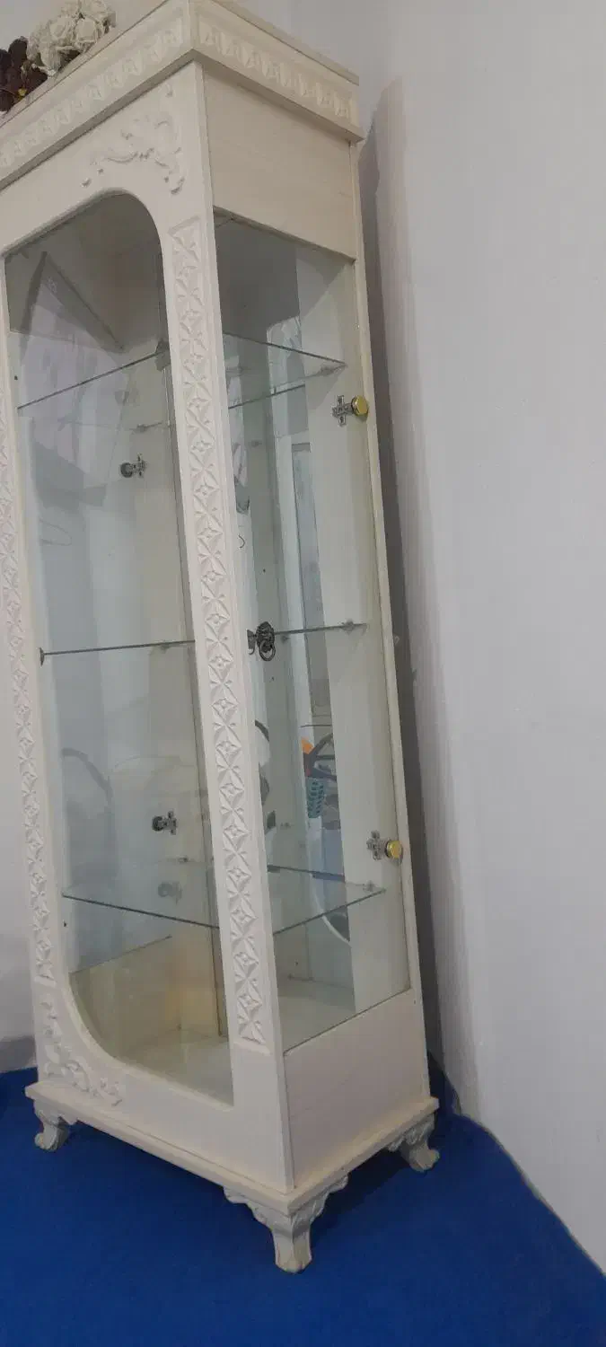 ویترین|آینه|مشهد, شهید آوینی|دیوار