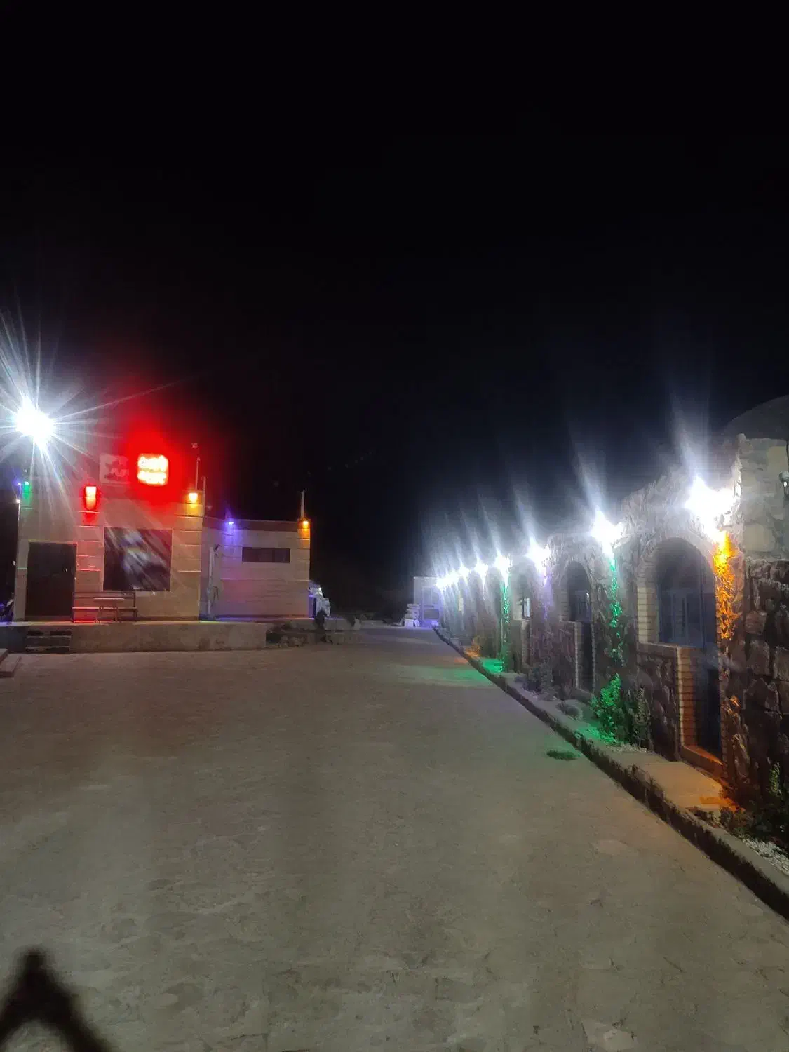 استخدام نیرو|استخدام سرایداری و نظافت|اسفراین, |دیوار