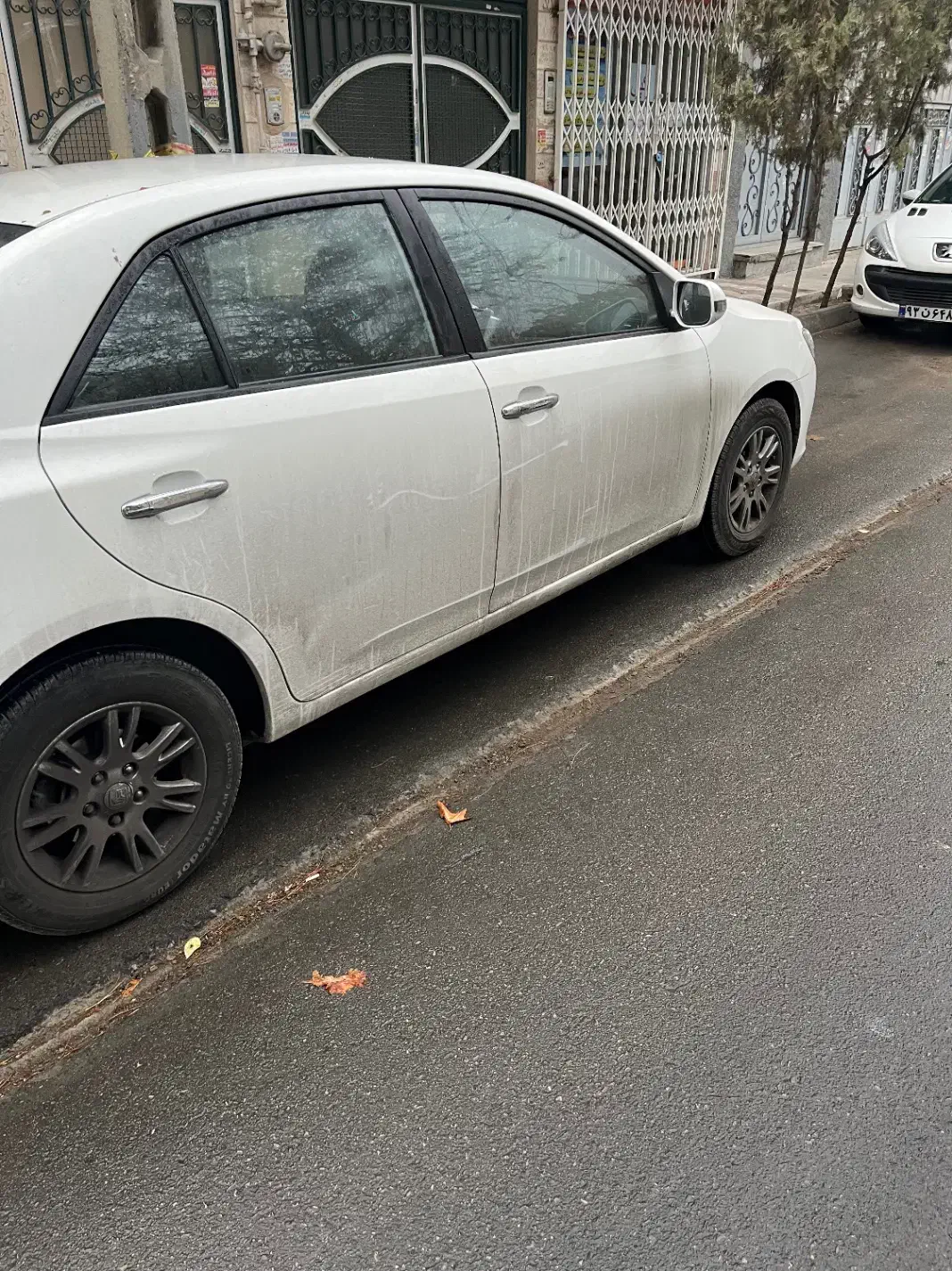 آریو اتومات ۱۳۹۴|خودرو سواری و وانت|مشهد, احمدآباد|دیوار