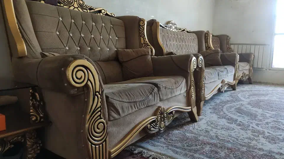 مبلمان طرح سلطنتی و راحتی|مبلمان خانگی و میز عسلی|شیراز, منطقه هوایی شهید دوران|دیوار