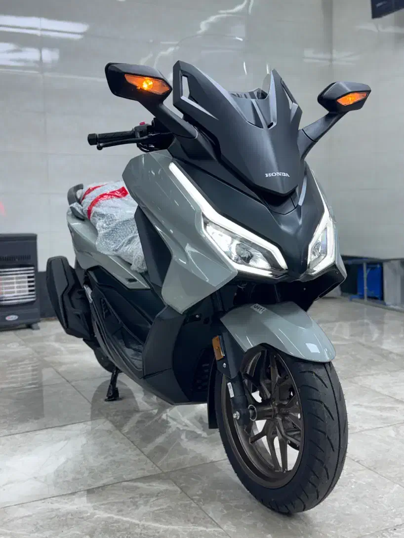 فورزا۳۵۰|موتورسیکلت|تهران, کیانشهر|دیوار