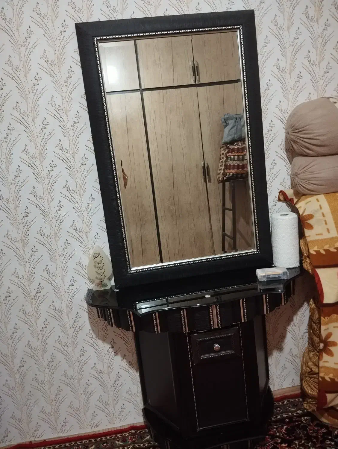 آینه و کنسول|بوفه، ویترین، کنسول|کرمانشاه, |دیوار