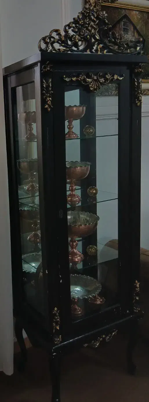 یک عدد بوفه و آینه دروار|بوفه، ویترین، کنسول|تایباد, |دیوار