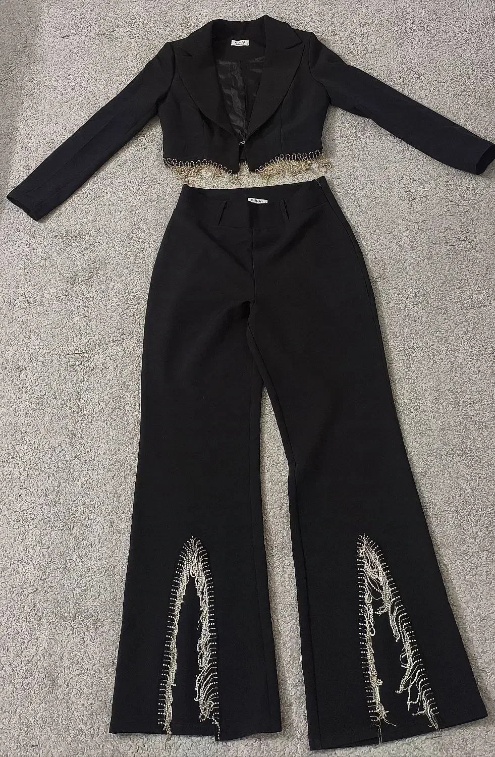 تعدادی لباس|لباس|تهران, وصفنارد|دیوار