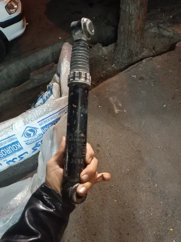 کمک عقب پژو|قطعات یدکی و لوازم جانبی|بیرجند, |دیوار