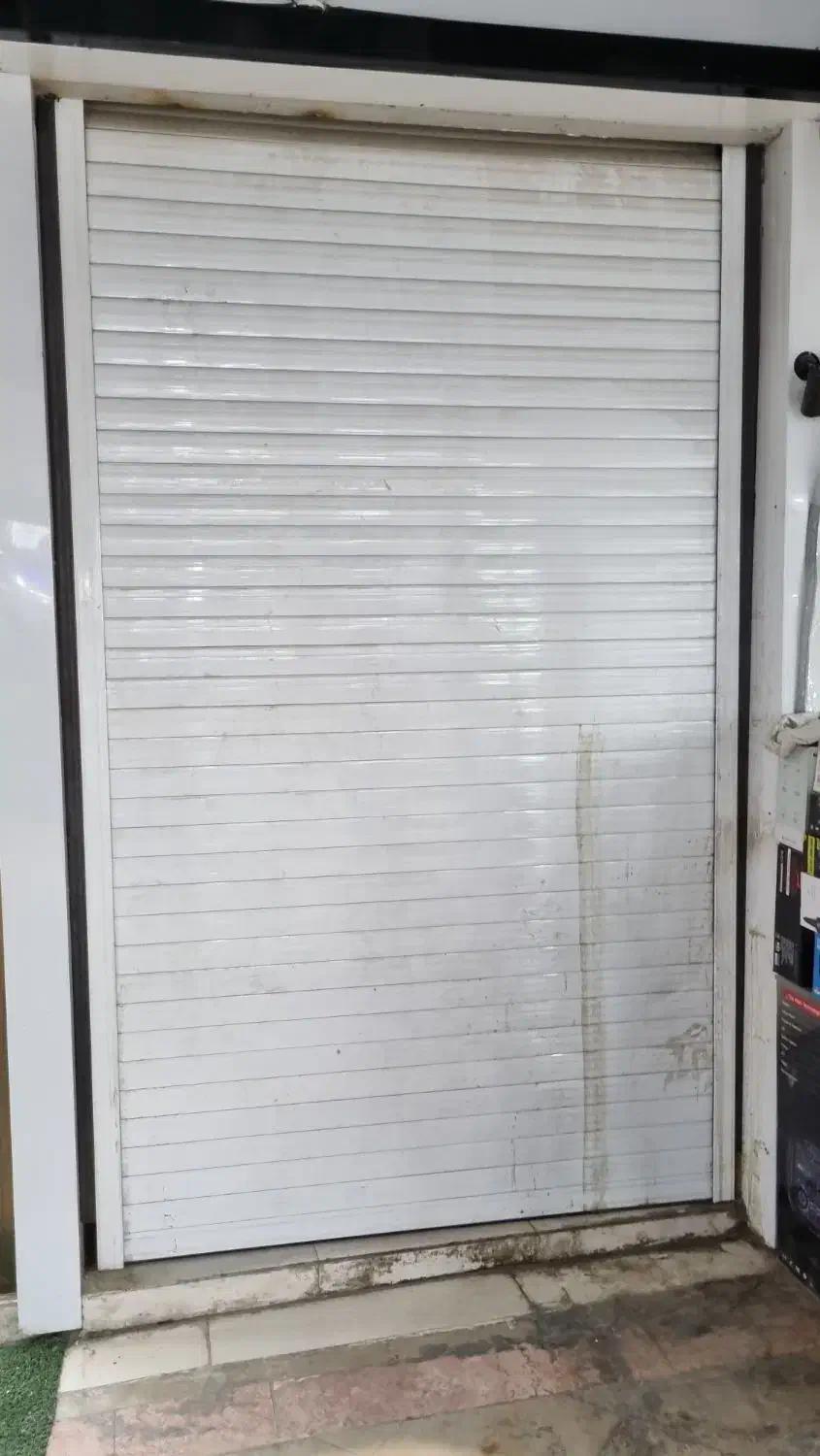 کرکره برقی بسیار تمیز|فروشگاه و مغازه|مهاباد (آذربایجان غربی), |دیوار