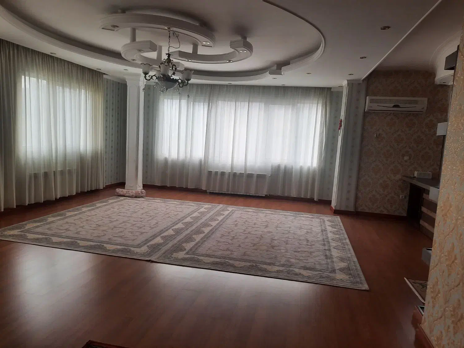 اجاره آپارتمان ۱۵۰متر دو نبش ۲۲بهمن هفده شهریور|اجارهٔ آپارتمان|کرمانشاه, |دیوار