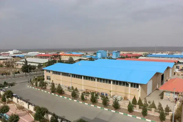 200 متر سالن برق 3 فاز 50 امپر ادران قلعه میر|اجارهٔ دفتر صنعتی، کشاورزی، تجاری|بهارستان, |دیوار