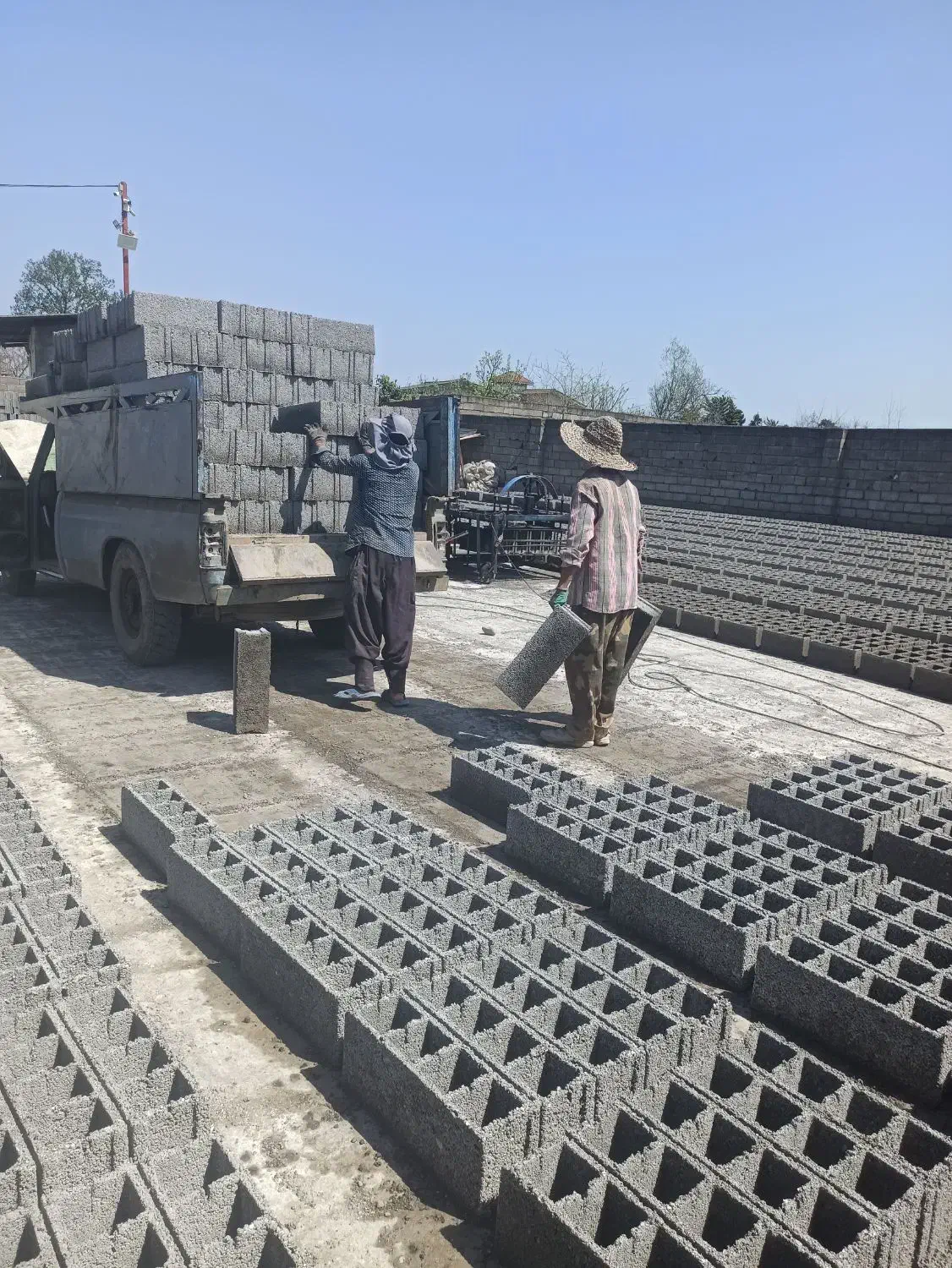 انواع بلوک شنی پوکه شن ماسه سیمان خاک نخاله تحویل|مصالح و تجهیزات ساختمان|رامسر, |دیوار