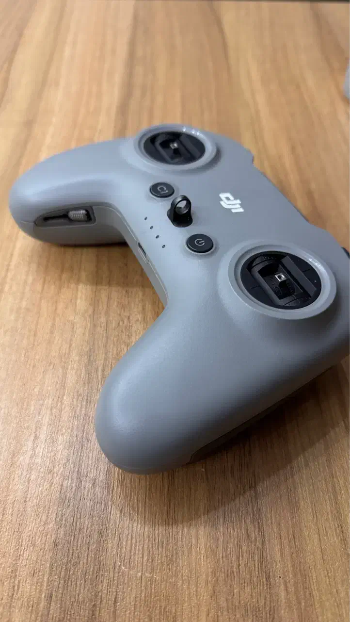 ریموت 3 اواتا دو dji|دوربین عکاسی و فیلمبرداری|تهران, میدان ولیعصر|دیوار