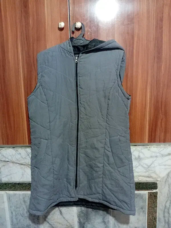 دوعددکاپشن کلاه دار|لباس|میرجاوه, |دیوار