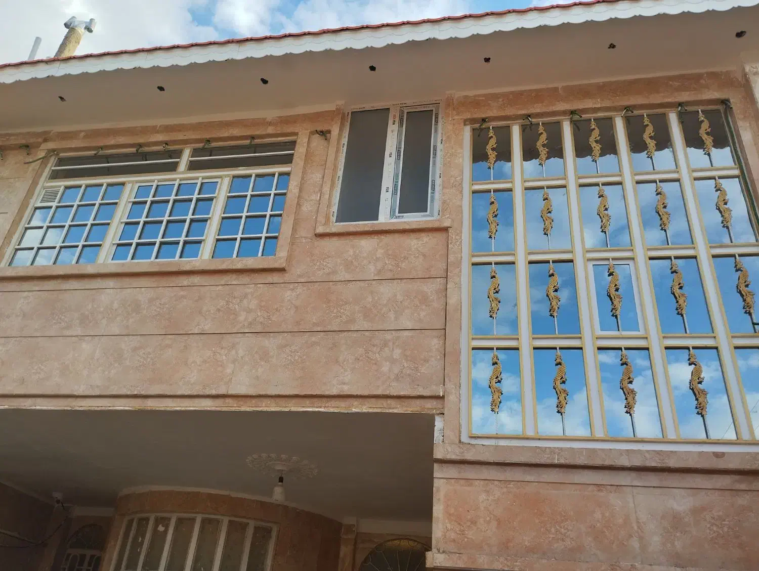 رهن آپارتمان ۱۰۰ متری ۱ خوابه طبقه ۱فوری|اجارهٔ آپارتمان|زاهدان, |دیوار