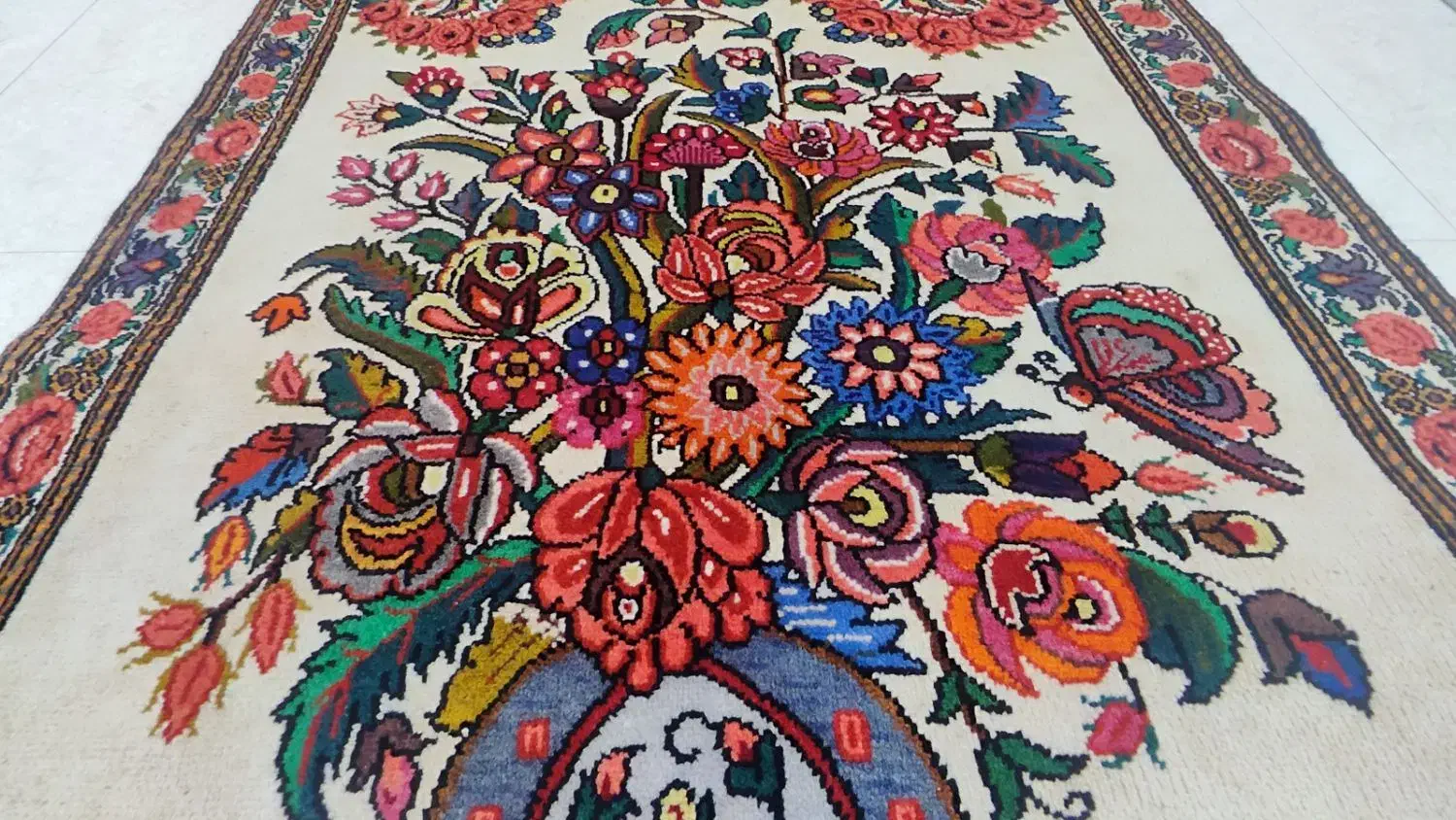 فرش دستبافت کرم گلدونی|فرش|تهران, خانی آباد نو جنوبی|دیوار