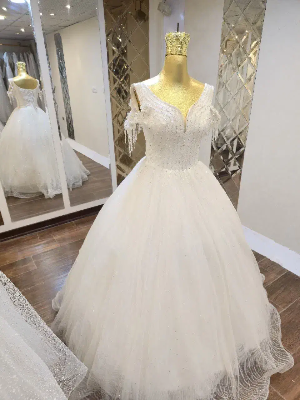 لباس فروشی عروس|لباس|یزد, |دیوار