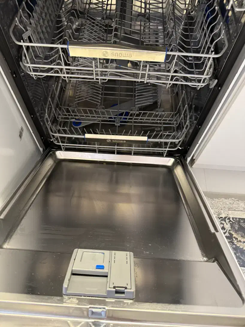 ماشین ظرفشویی برند اسنوا دیجیتال ۱۴نفره|ماشین ظرفشویی|سرعین, |دیوار