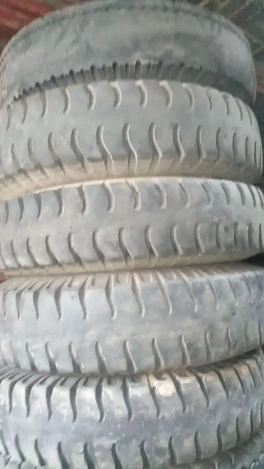 لاستیک خاور نیسان سواری|قطعات یدکی و لوازم جانبی|ورامین, خیر آباد|دیوار