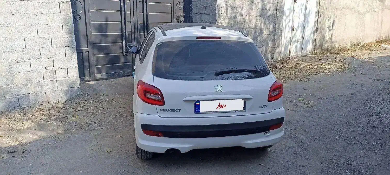 207 اتومات پانا سقف شیشه مدل 1404 ارتقا|خودرو سواری و وانت|کرج, مطهری|دیوار