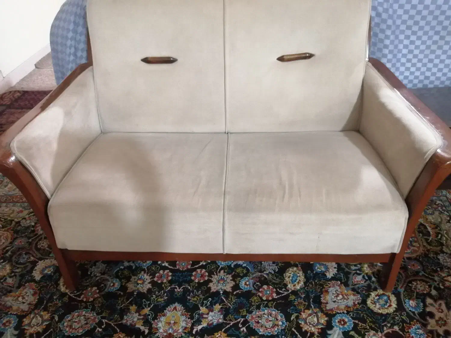 مبل دونفره|مبلمان خانگی و میز عسلی|اهواز, سپیدار|دیوار