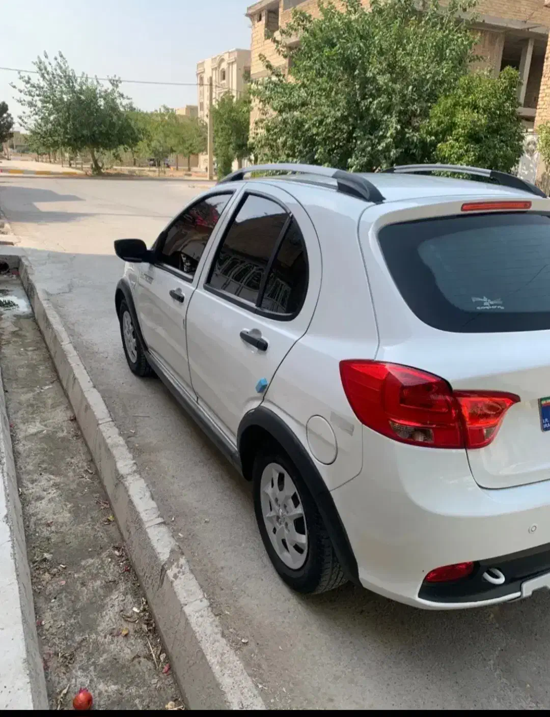 کوئیک برج ۹ سال ۹۸بیرنگ و سالم|خودرو سواری و وانت|بروجرد, |دیوار