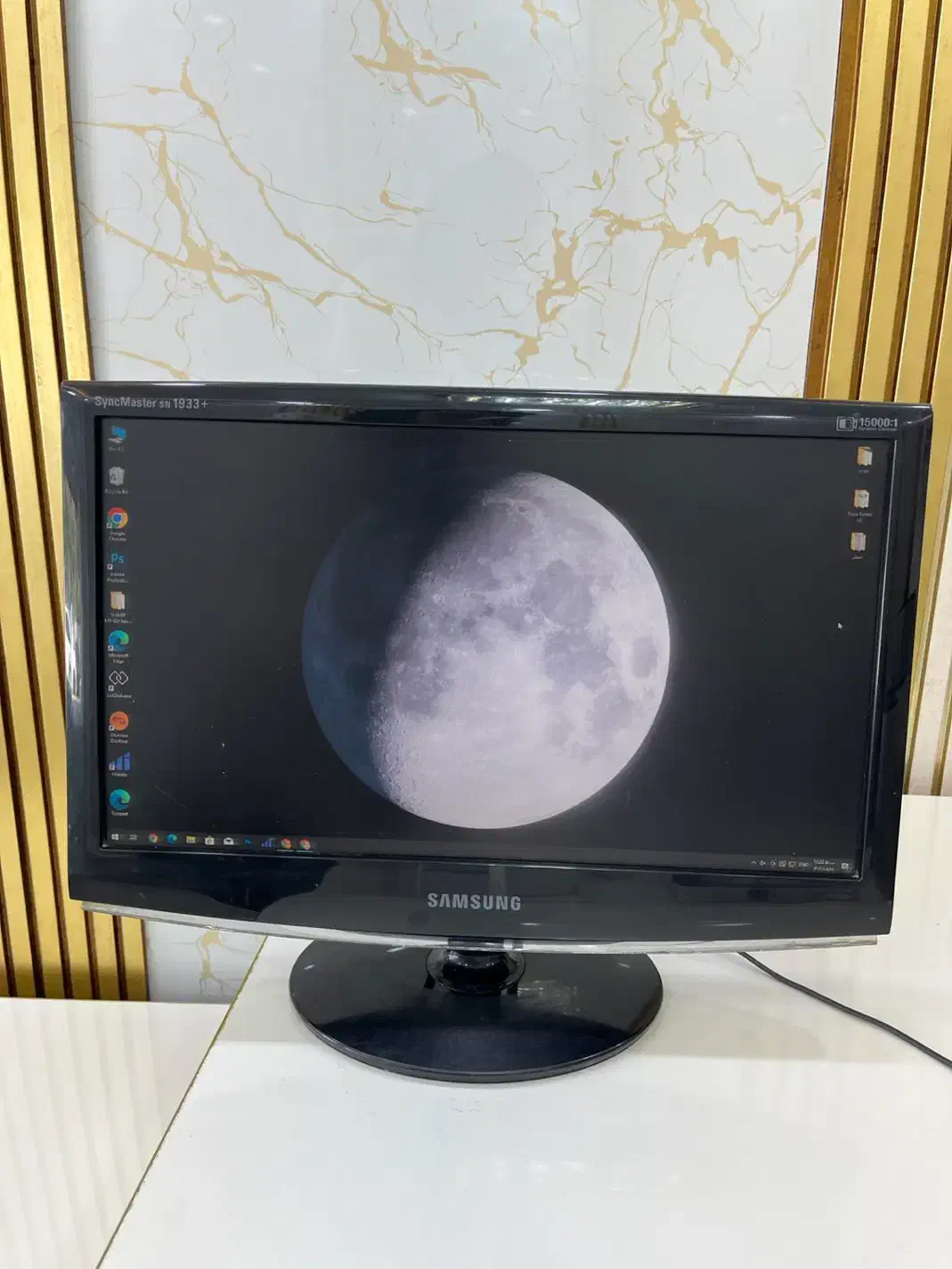 مانیتور سامسونگ ۱۹ اینچ lcd samsung|قطعات و لوازم جانبی رایانه|قشم, |دیوار