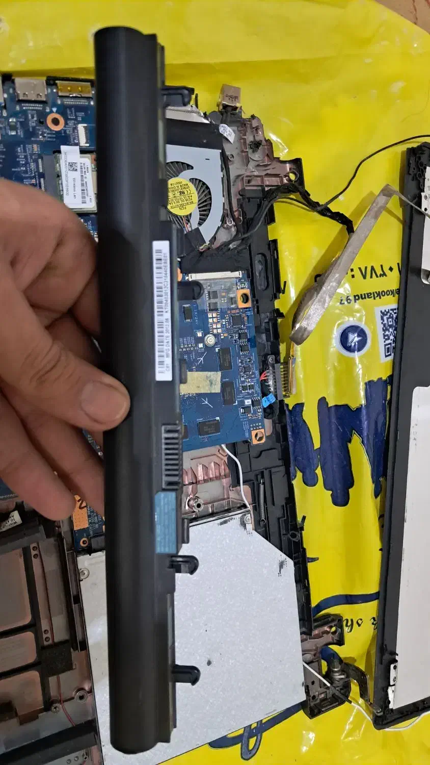 مادربرد و باتری لپتاپ در حد آک|قطعات و لوازم جانبی رایانه|سبزوار, طبرسی (جعفرآباد)|دیوار