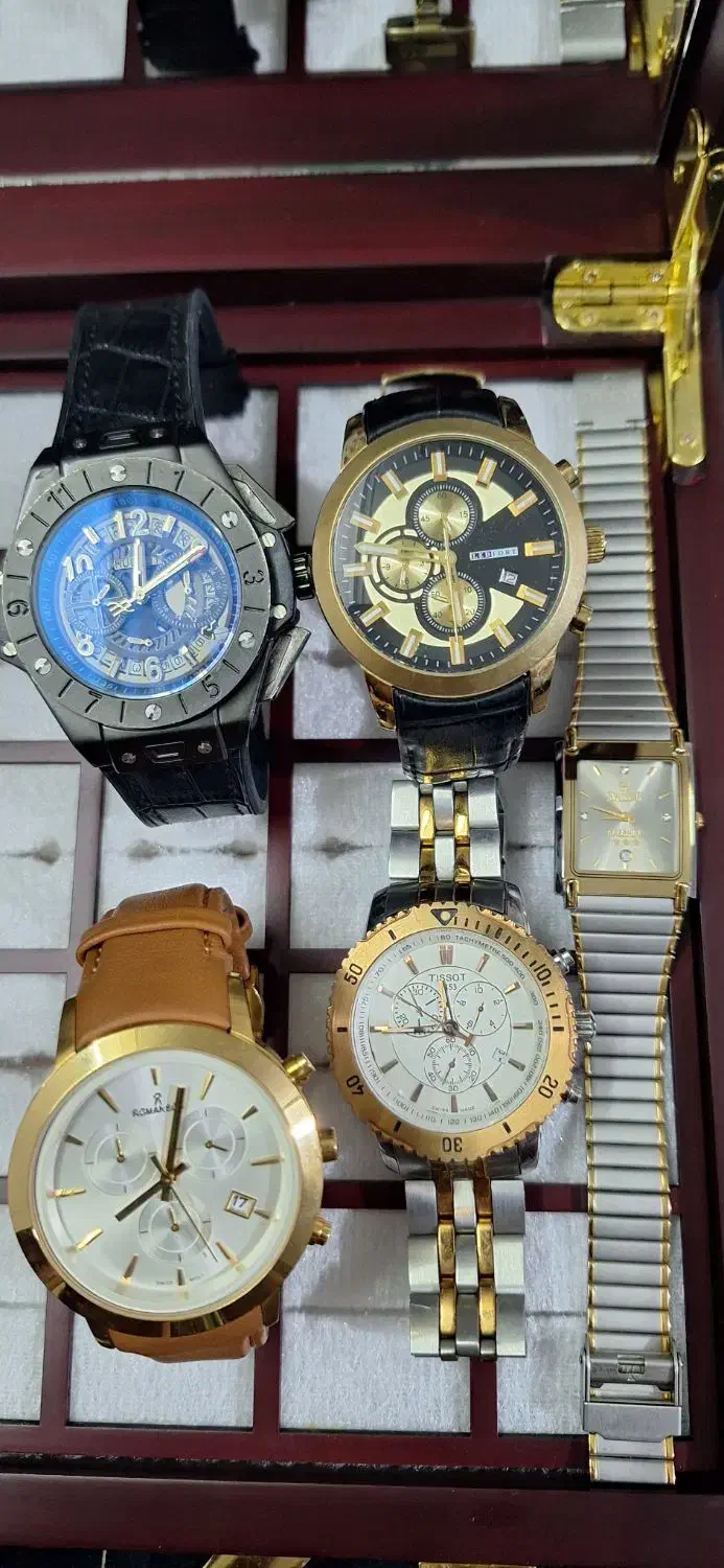 کلکسیون ساعت های اصلی|ساعت|کرمان, |دیوار