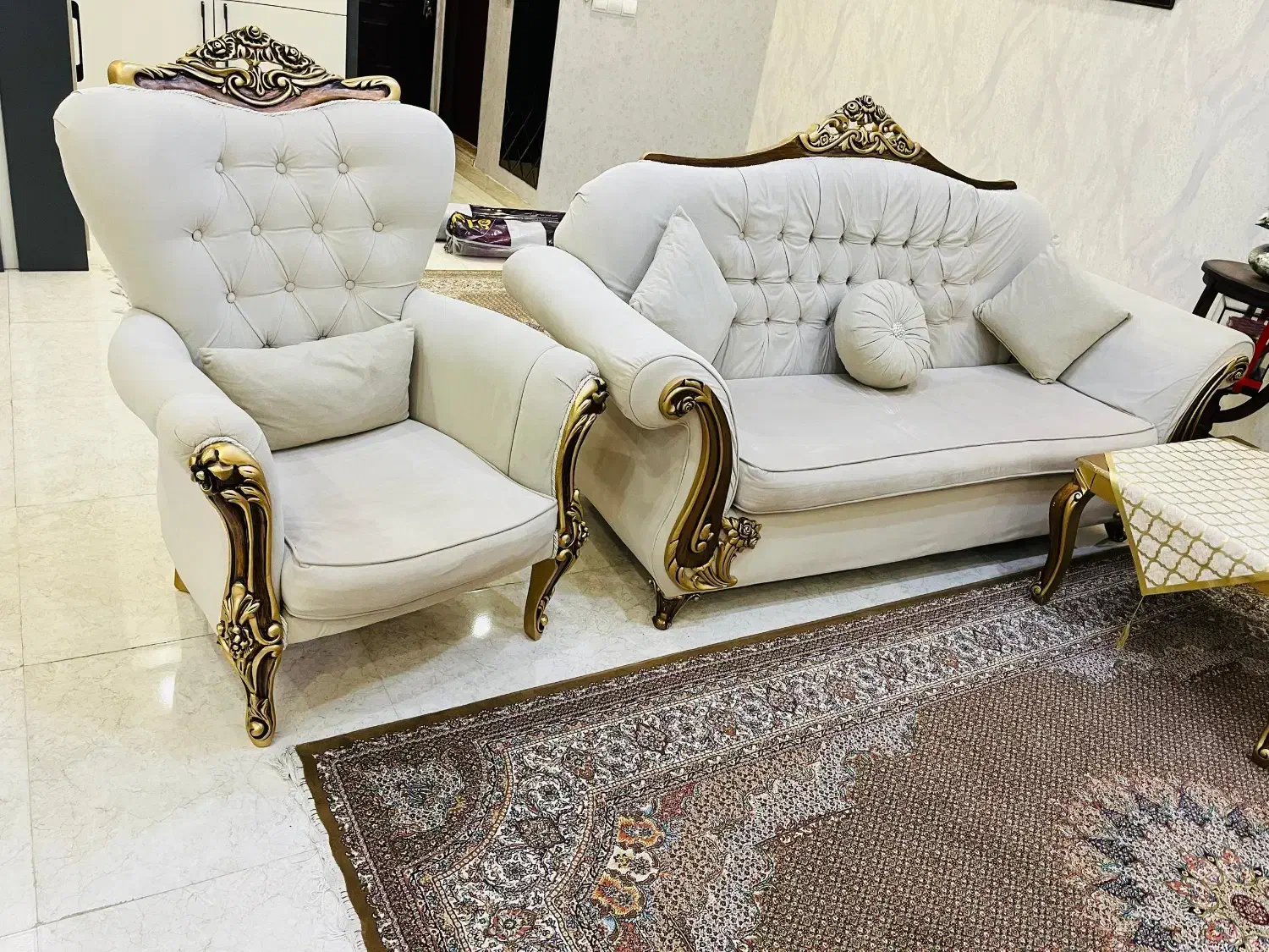 مبل|مبلمان خانگی و میز عسلی|رشت, جهاد|دیوار