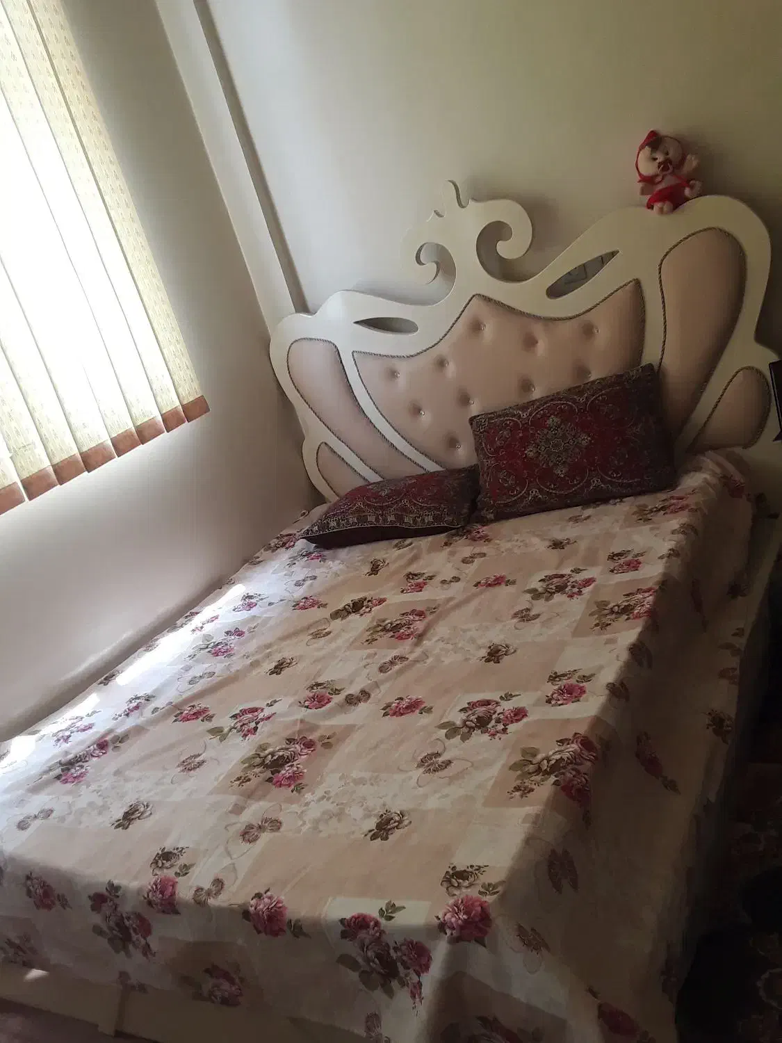 فروش فروش تخت  و مبل|مبلمان خانگی و میز عسلی|سقز, |دیوار