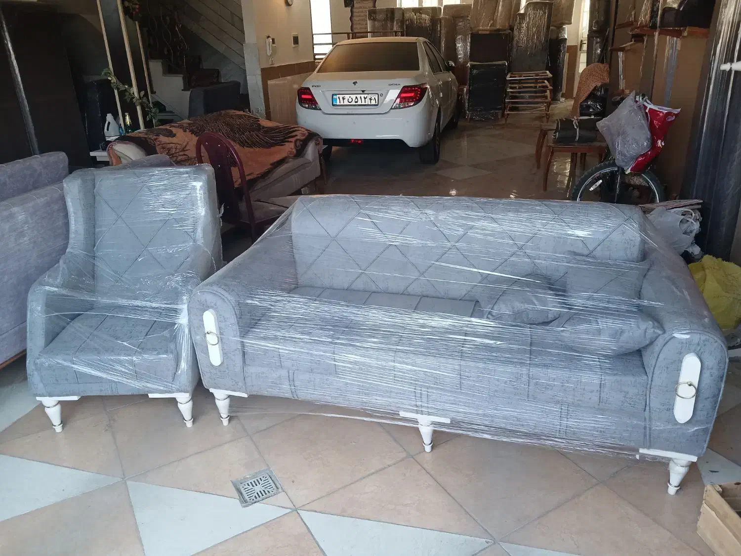 فروش فوق العاده مبلمان آپادانا|مبلمان خانگی و میز عسلی|بروجرد, |دیوار