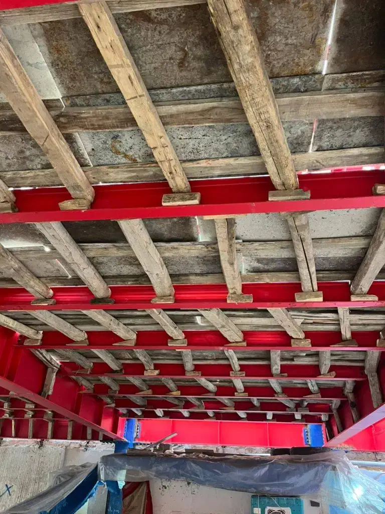 قالب بندی سقف کمبزیت آلماتور بندی. دیوار هایر|خدمات پیشه و مهارت|مشهد, کارمندان دوم|دیوار