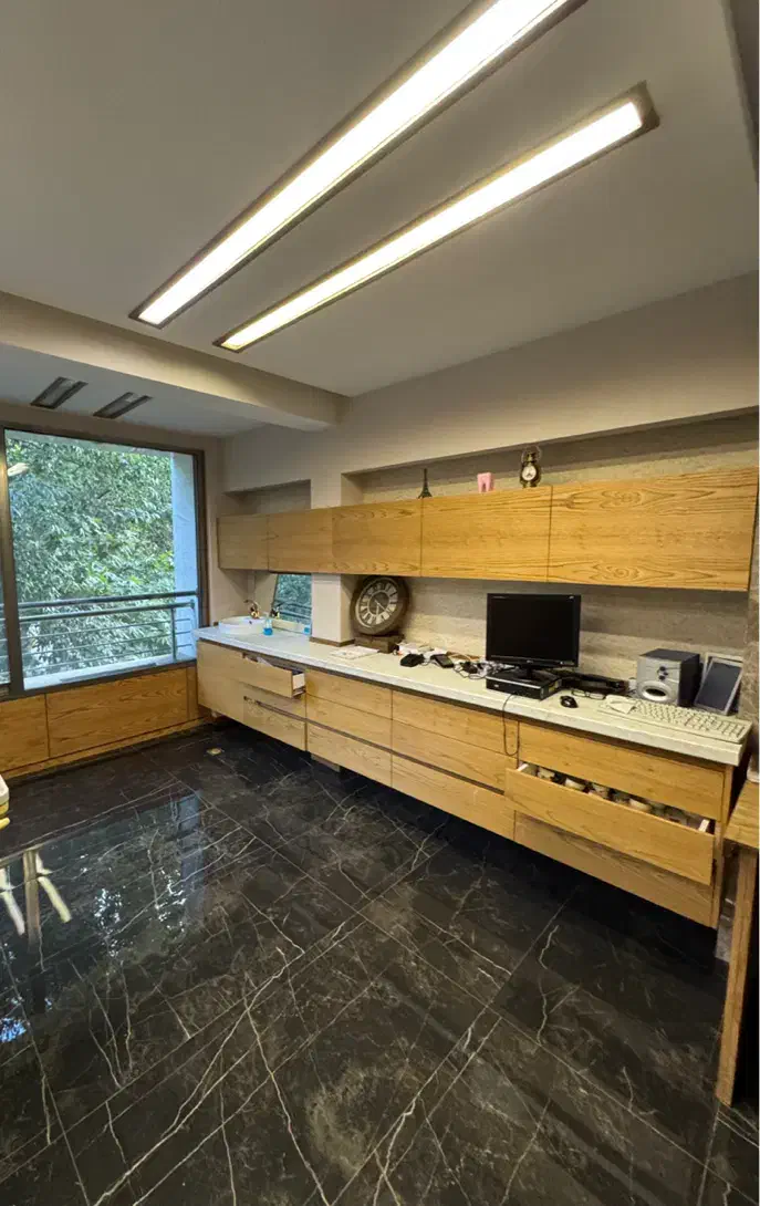 اداری خاص بر مشتاق با ویو ابدی|فروش دفتر کار، اتاق اداری، مطب|اصفهان, خواجو|دیوار