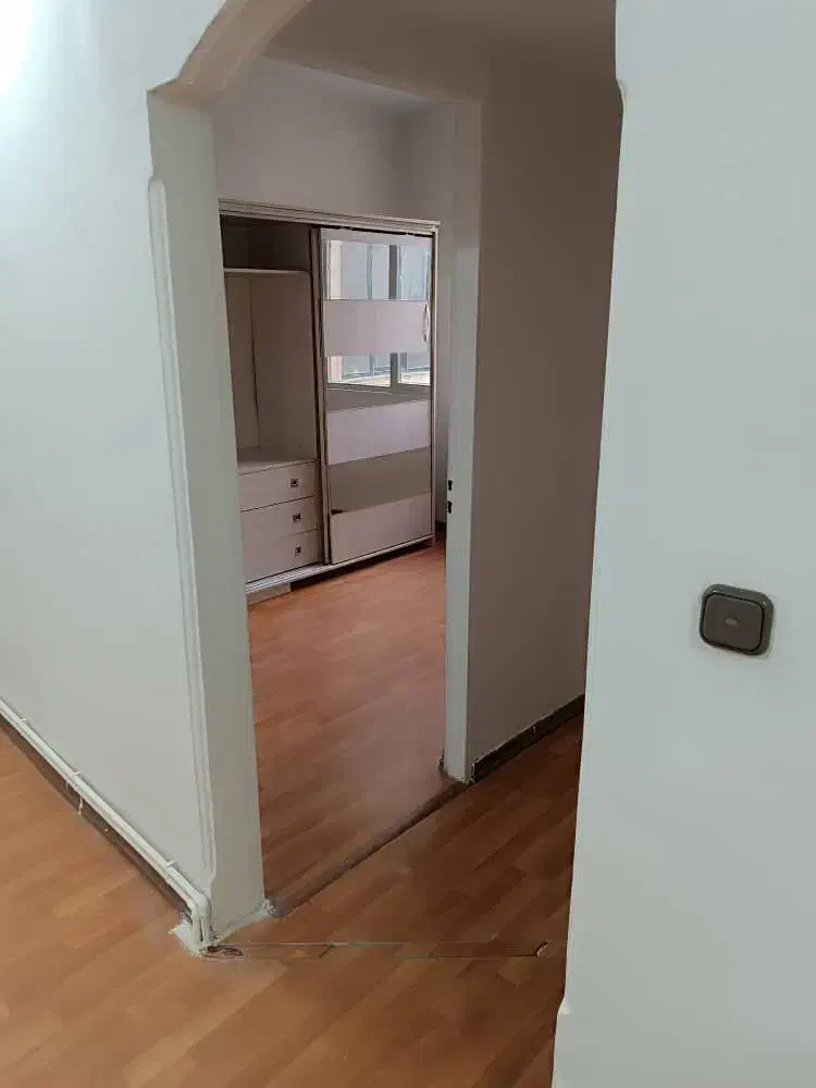 ۶۰ متر امیرآباد پارک لاله