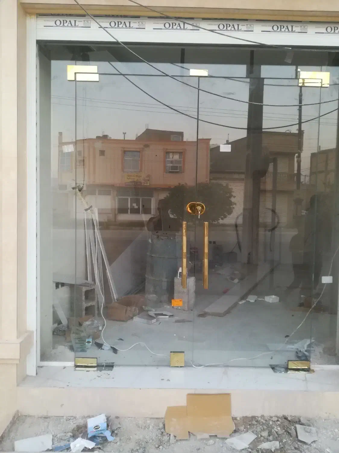 نصاب شیشه سکوریت|خدمات پیشه و مهارت|بوشهر, |دیوار