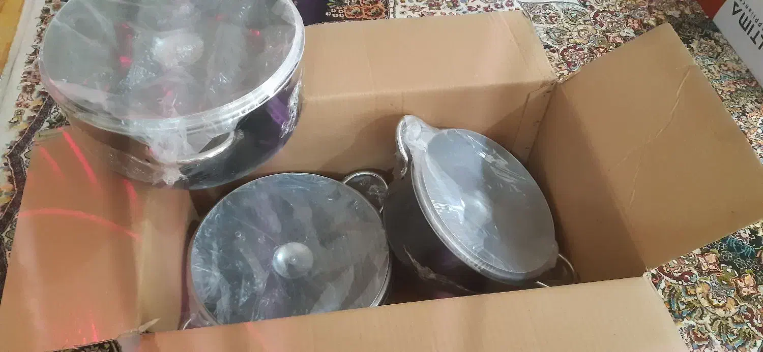 قابلمه نو|ظروف پخت‌وپز|اردبیل, |دیوار