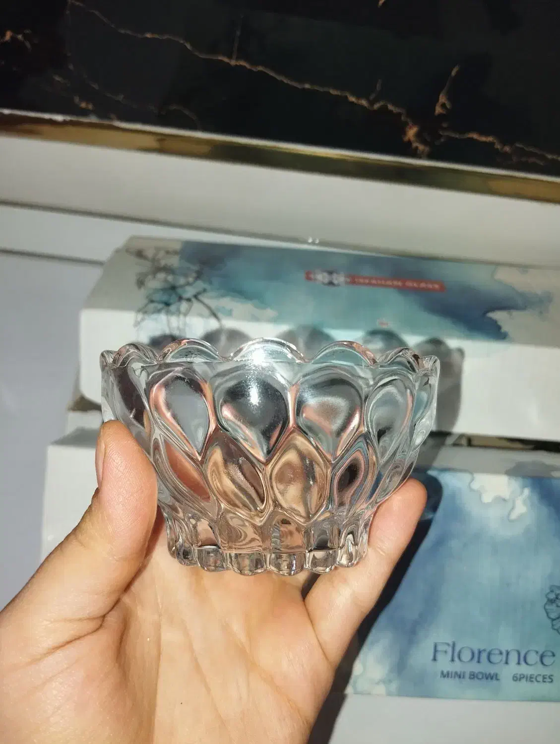 پیاله ولیوان|ظروف سرو و پذیرایی|قم, قلعه کامکار|دیوار