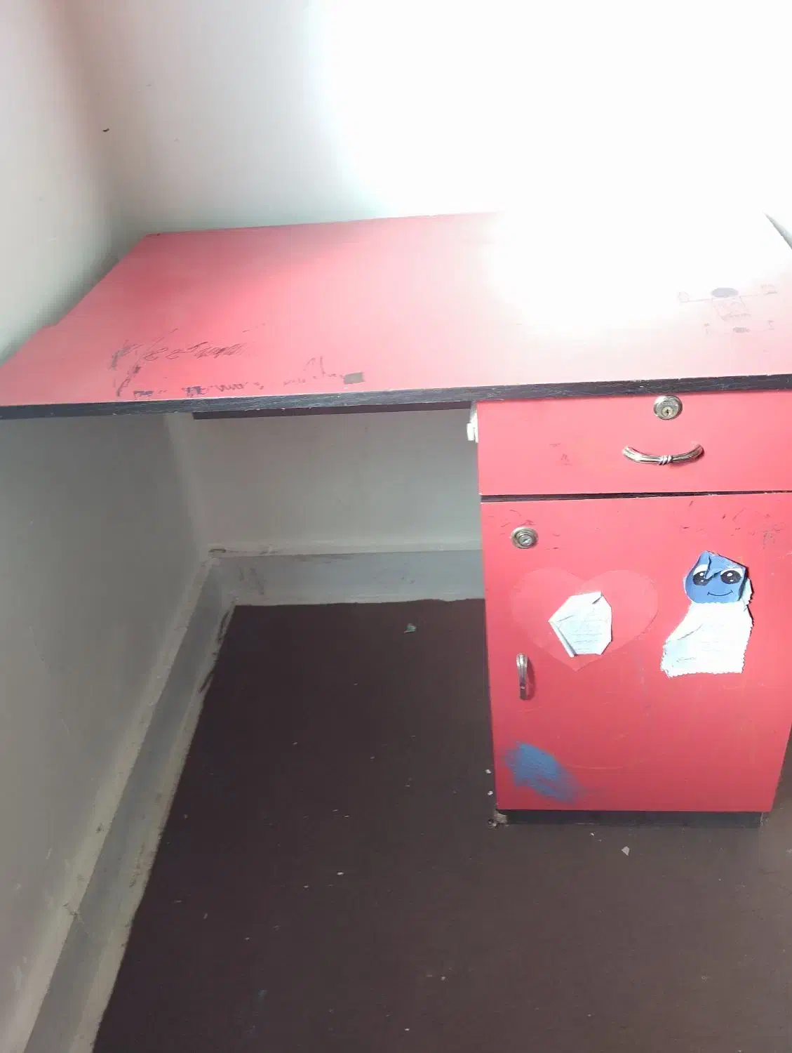 میزتحریروگل|میز تحریر و کامپیوتر|زاهدان, |دیوار