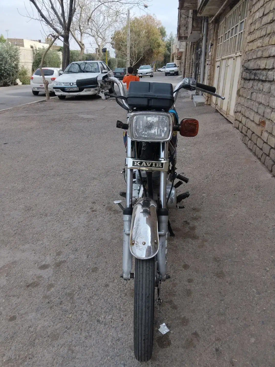 موتور‌تمیز‌|موتورسیکلت|قم, دروازه چوبی|دیوار