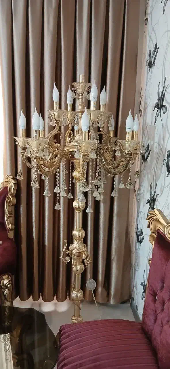 دو عدد لوستر ایستاده 13 شعله سالم و تمیز|لوستر و چراغ آویز|مشهد, خاتم الانبیا|دیوار