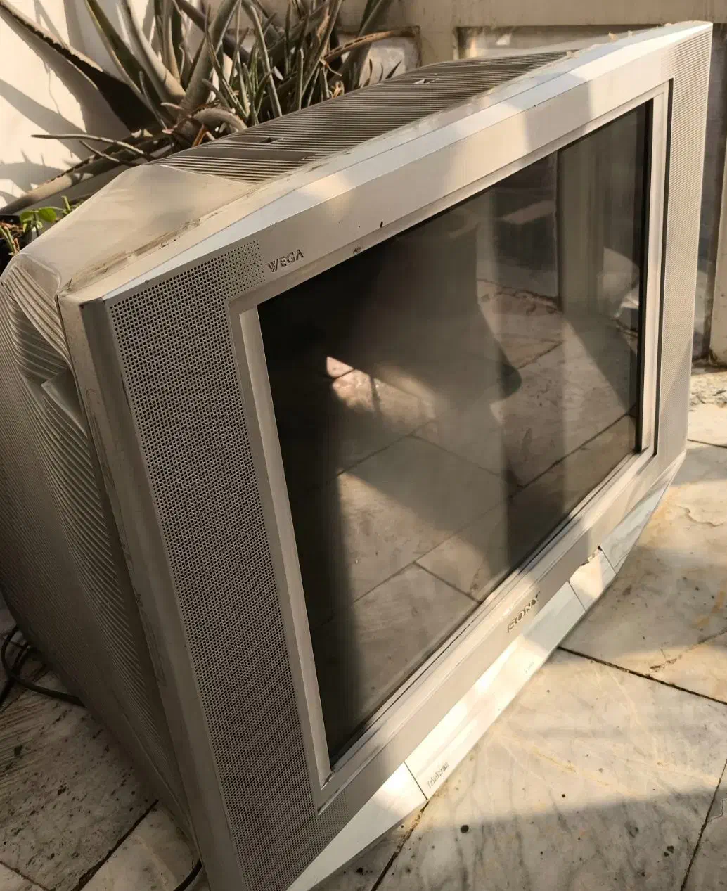 تلوزیون‌رنگی.مارک‌سونی|تلویزیون و پروژکتور|مشهد, نوید|دیوار