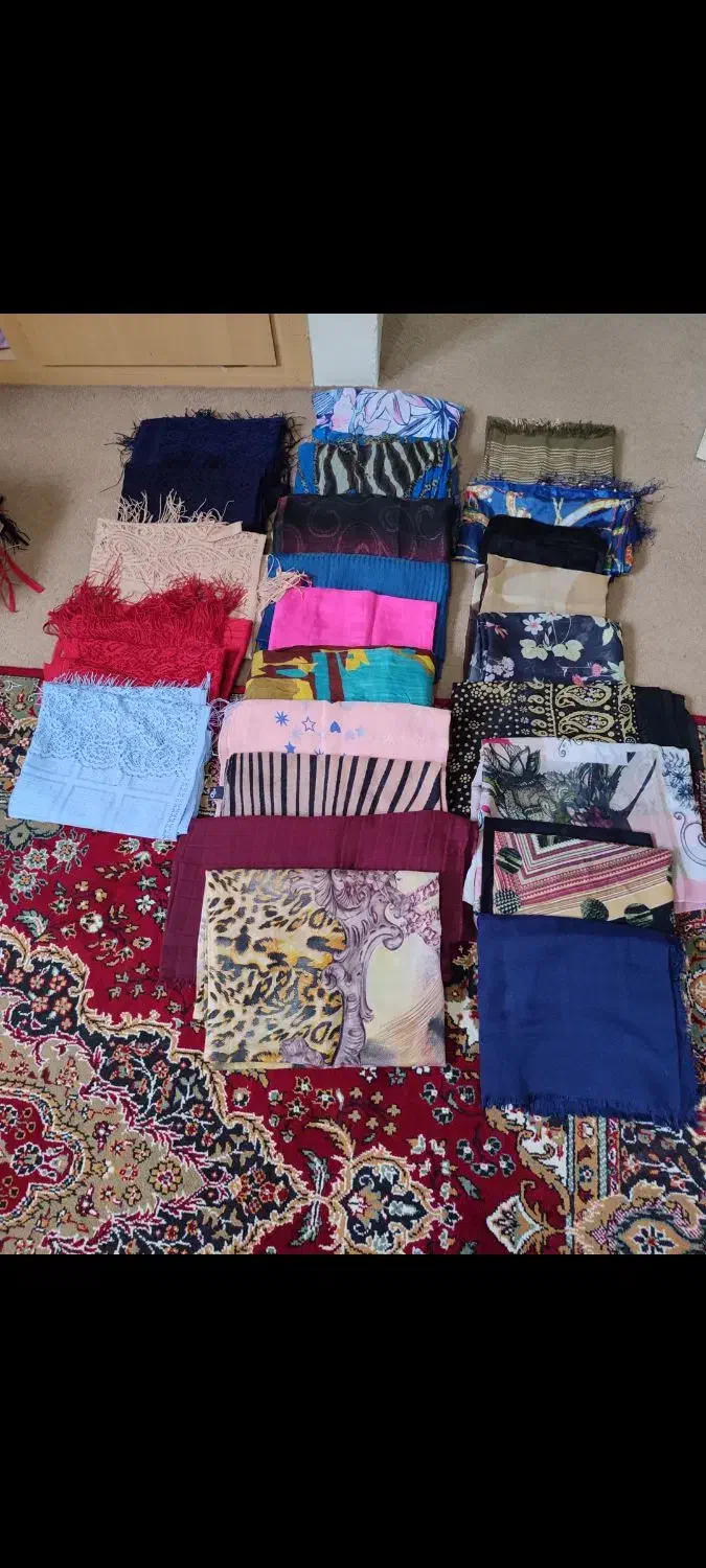 شال و روسری و چادری و پارچه و جوراب شلواری|لباس|تبریز, |دیوار