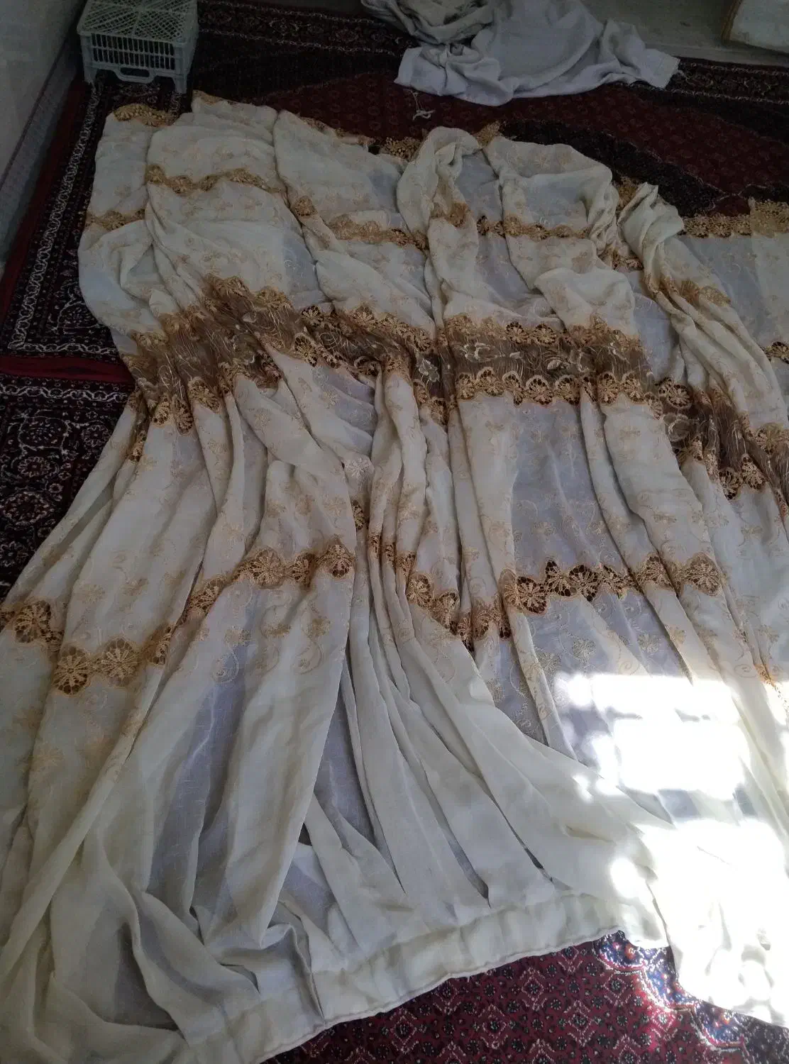 سه عدد پرده دونه ای 750 تومان|حراج|جوانرود, |دیوار