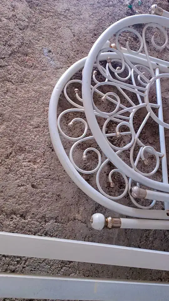 تخت یک نفره نو نو|تخت و سرویس خواب|شیراز, سلطان آباد|دیوار