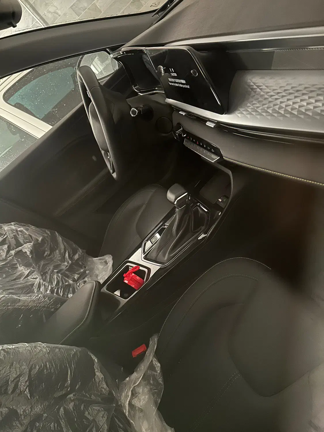 X33 cross اتوماتیک ۴۰۳|خودرو سواری و وانت|اردبیل, |دیوار